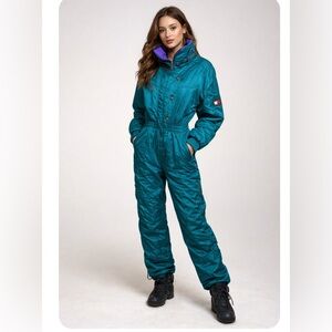 Vintage women’s size 12 Teal with Purple accents one piece ski suit